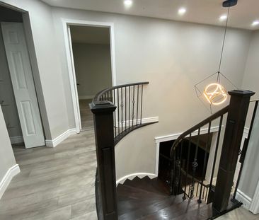 Detached Home For Lease | E8116966 - Photo 3