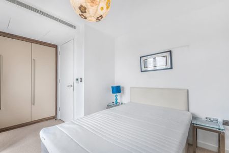 Courtyard Apartments, Avantgarde Place, E1 - Photo 5