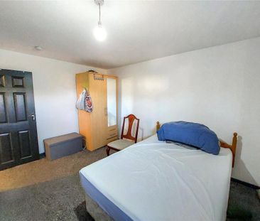 4 bedroom apartment to rent - Photo 5