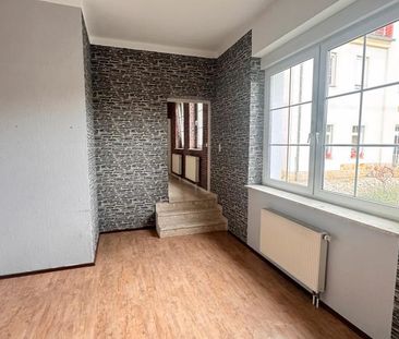 Schöne helle 2 ZKB Wohnung Kayna Markt - Photo 1