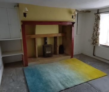 2 bedroom end of terrace house to rent - Photo 3