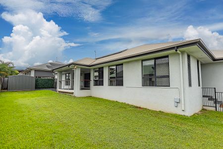 7 Helvellyn Street, Bushland Beach QLD 4818 - House For Rent | Domain - Photo 4