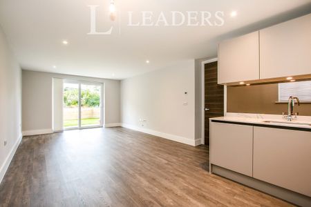 2 bedroom flat to rent Ortus, Springfield Road, BH14 - Photo 5