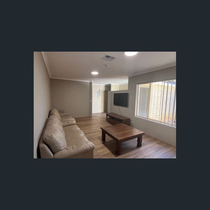 Convenient and Central - Photo 1