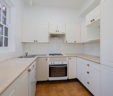 31 Tyrell Street, Newcastle NSW 2300 - Townhouse For Rent | Domain - Photo 2