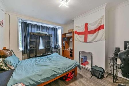 Vincam Close, Twickenham, TW2 - Photo 3