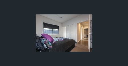 NEAT 3 BEDROOM TOWNHOUSE - Photo 3