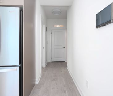 For Lease - 3220 William Coltson Avenue Unit# 813, Oakville, Ontario - Photo 6