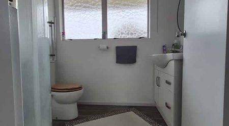 Charming 2-Bedroom with Entertainer’s Backyard - Photo 5