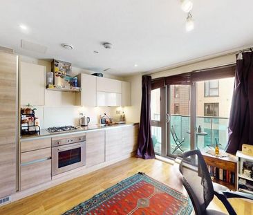 Studio to rent - Photo 5