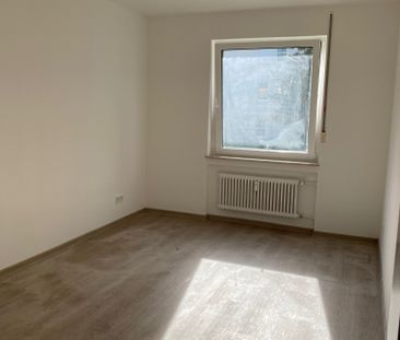 NUR MIT WBS - 3 ZKB Wohnung mit Balkon in Trier-Ehrang! - Photo 4