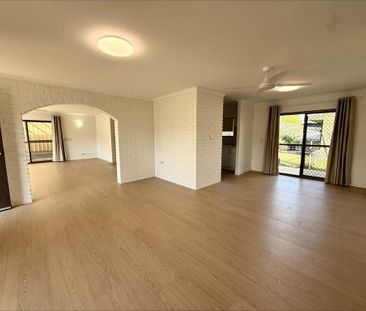 Spacious Family Home in the Heart of Cooroy - Photo 1