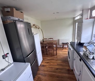 Room in a Shared House, Berne Road, CR7 - Photo 5