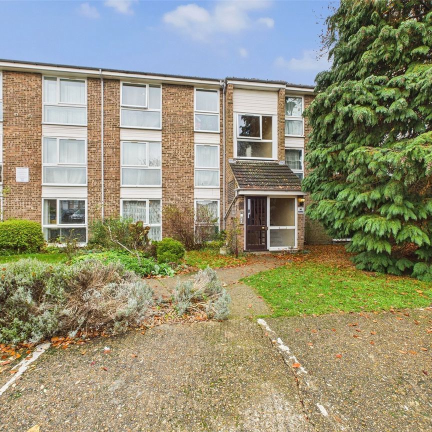 Oakley Close, Isleworth, TW7 - Photo 1