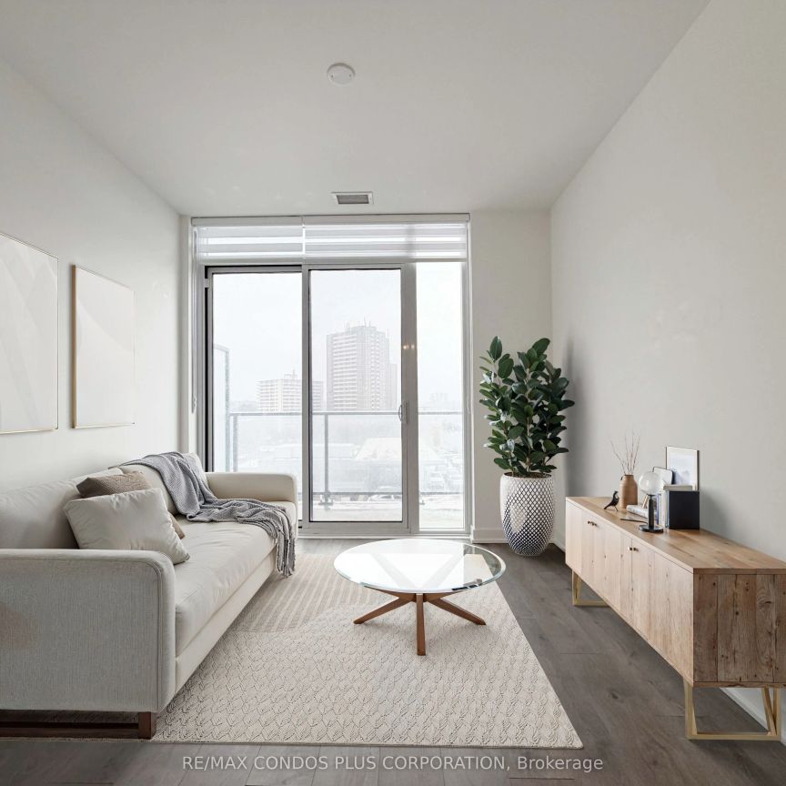 5 Defries Street #925 - Photo 1