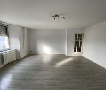 Location Appartement 3 pièces 86m² REIMS 51100 - Photo 6