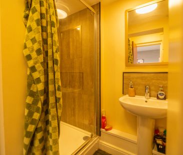 2 Fleming Avenue - Photo 1