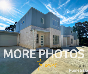 Sleek, Spacious & Brand New - Photo 1