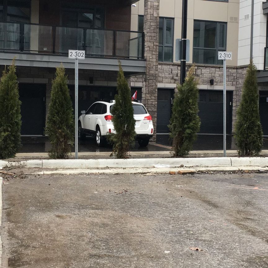 For Lease - 2370 Khalsa Gate Unit# 302, Oakville, Ontario - Photo 1