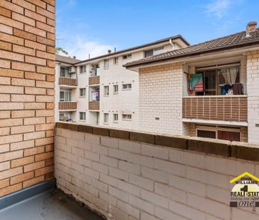 6/2 Forbes Street, Warwick Farm NSW 2170 - Apartment For Rent | Domain - Photo 2
