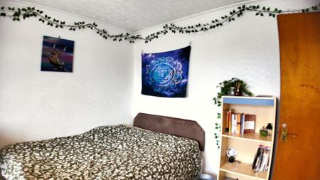 4 bedroom terraced house to rent - Photo 5