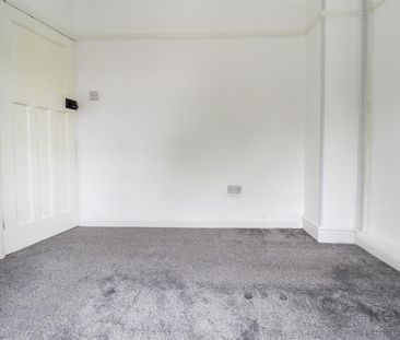 Ridgehill Avenue, Sheffield, S12 - Photo 3