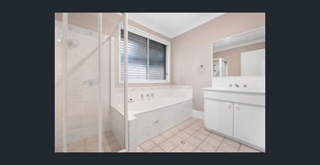 LOOKING FOR THE BEST NEST? - Photo 2