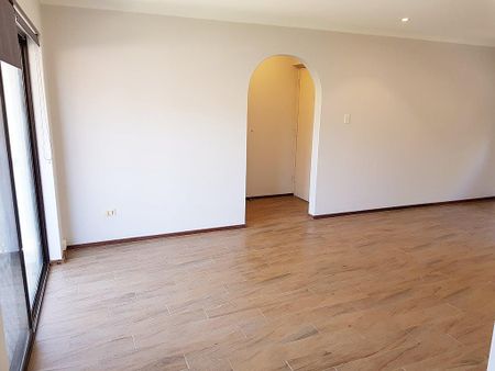 15/23 Kinsella Street, Joondanna WA 6060 - Photo 3