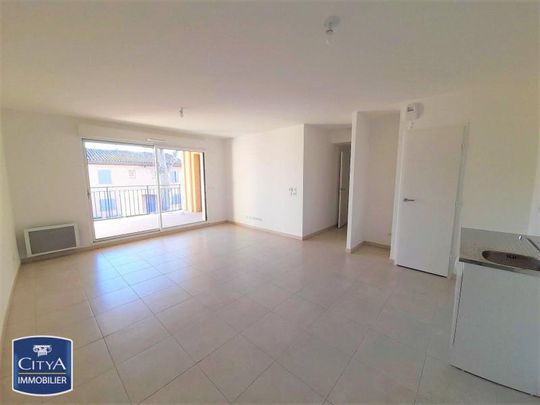 Location Appartement 3 pièces 65m² LUYNES 80ème - Photo 1