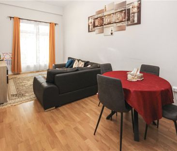 Staines Road West, Sunbury-on-Thames, Surrey, TW16 7FG - Photo 2