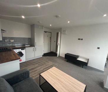 1 bedroom flat to rent - Photo 5