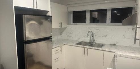 Appartement 4 1/2 avec 2 grandes chambres à louer ou Colocation (étudiants) - Photo 2