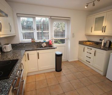 2 bedroom terraced house to rent - Photo 5