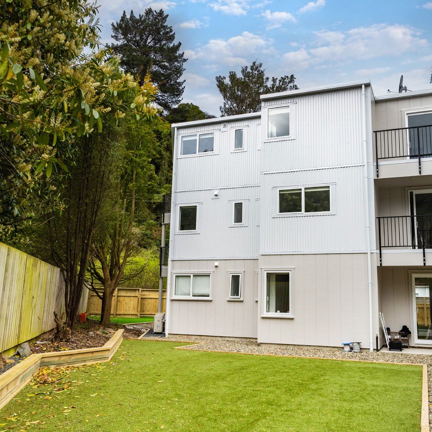 Brand new studio rooms available on Malvern Street -2026 - Photo 1