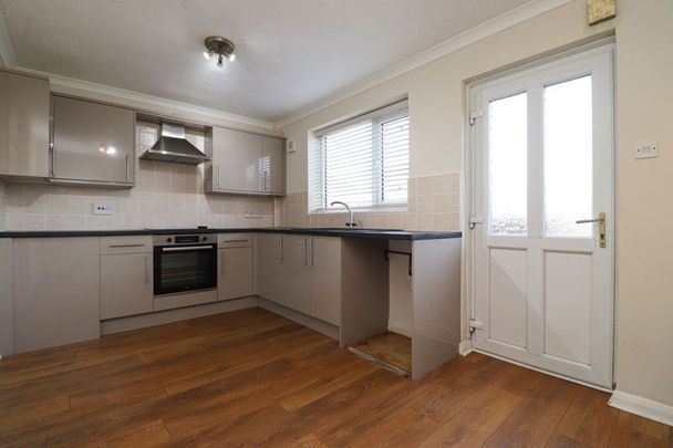 Terraced House in Archers Garth, Carlisle - Photo 1