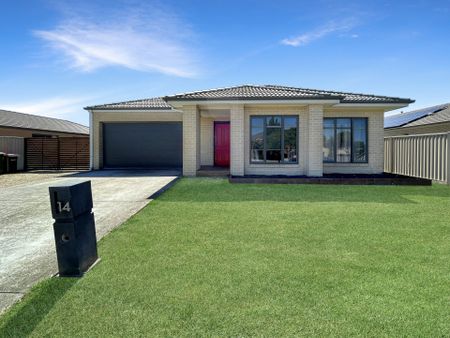 14 Chifley Drive, Delacombe - Photo 2