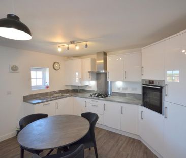 2 bedroom flat to rent - Photo 5