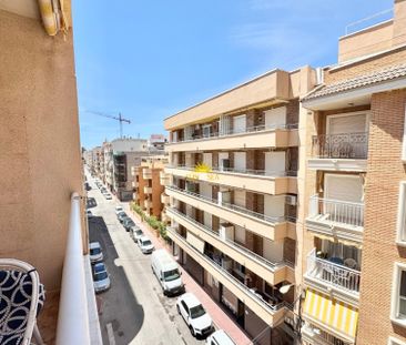 2-BEDROOM APARTMENT IN TORREVIEJA - Photo 6