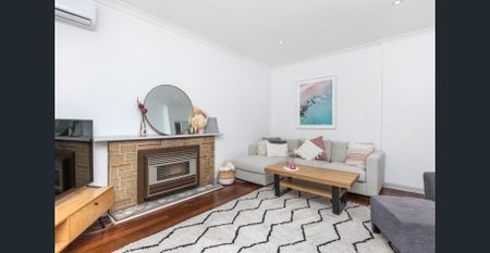 2 Bedroom House for Rent - Partly Furnished - Photo 2