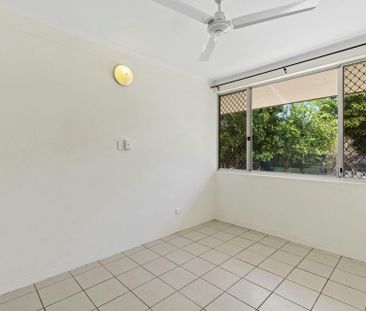 SPACIOUS HOME WITH POOL - Photo 6