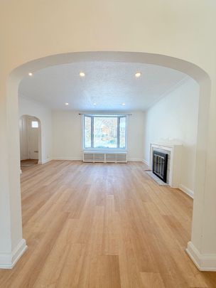 For Lease - 8 Bridgeview Road, Toronto, Ontario - Photo 1