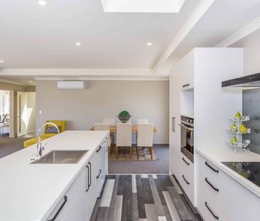 Executive Three Bedroom Home - Photo 1