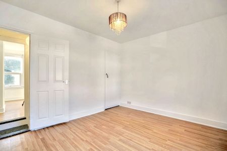 2 bed terraced house to rent in Albany Road, Gillingham, ME7 - Photo 2