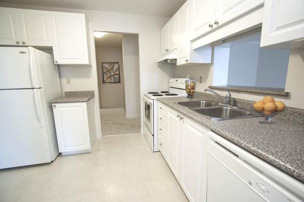 Capulet Towers III - Photo 1