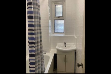 2 Bed Flat, Collingwood House, E1 - Photo 4