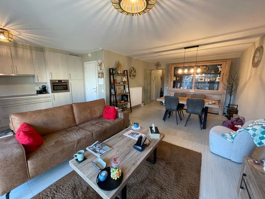 Mooi instapklaar appartement gelegen aan de Markt te Blankenberge met twee slaapkamers en terras. - Foto 1