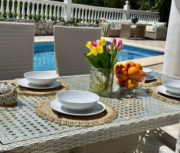 Luxury Villa for rent in Mijas Costa, Spain - Photo 2