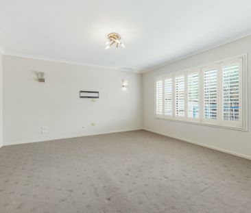 Spacious Family Living with Alfresco Appeal - Photo 2