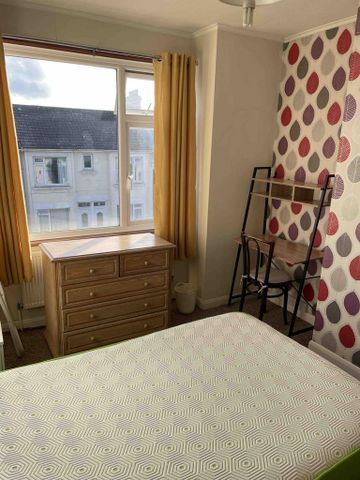 2 bedroom terraced house to rent - Photo 3