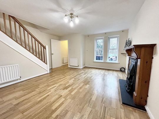 3 bedroom terraced house to rent - Photo 1